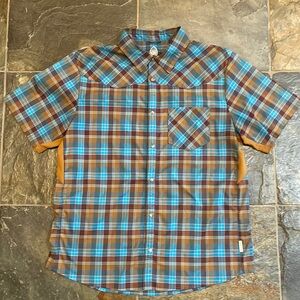 Used Club Ride Apparel mountain biking shirt. Polyester / Spandex